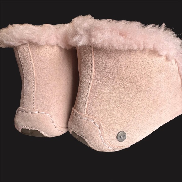 UGG BOOTIES/SLIPPERS US5 - Picture 8 of 12